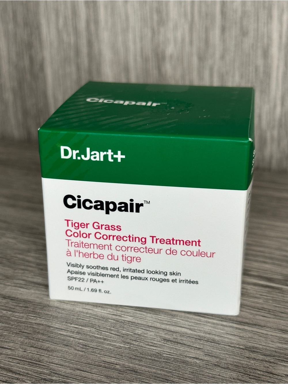 Dr. Jart+ Cicapair Tiger Grass Color Correcting Treatment